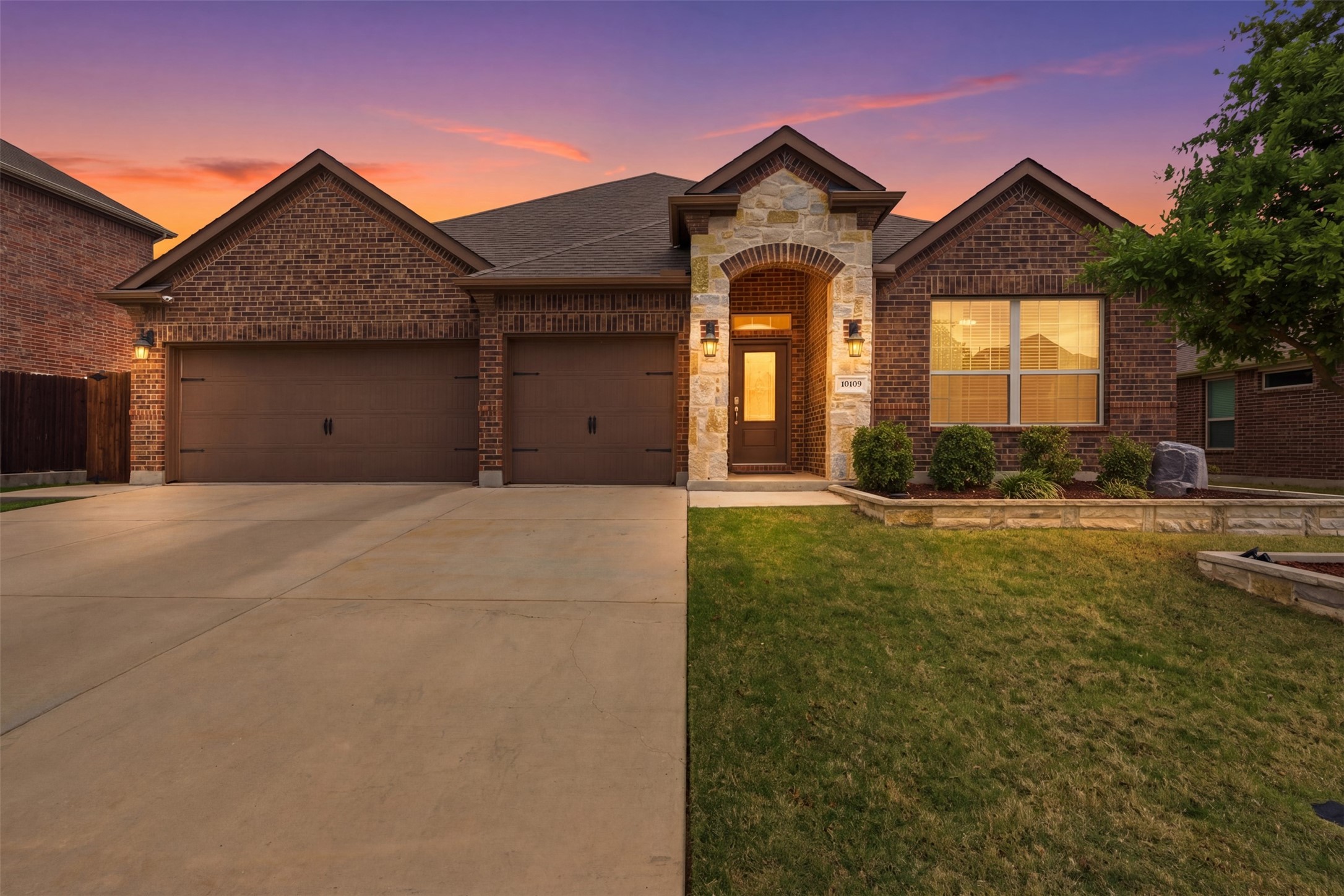 10109 Table Bluff Street Aubrey TX 76227