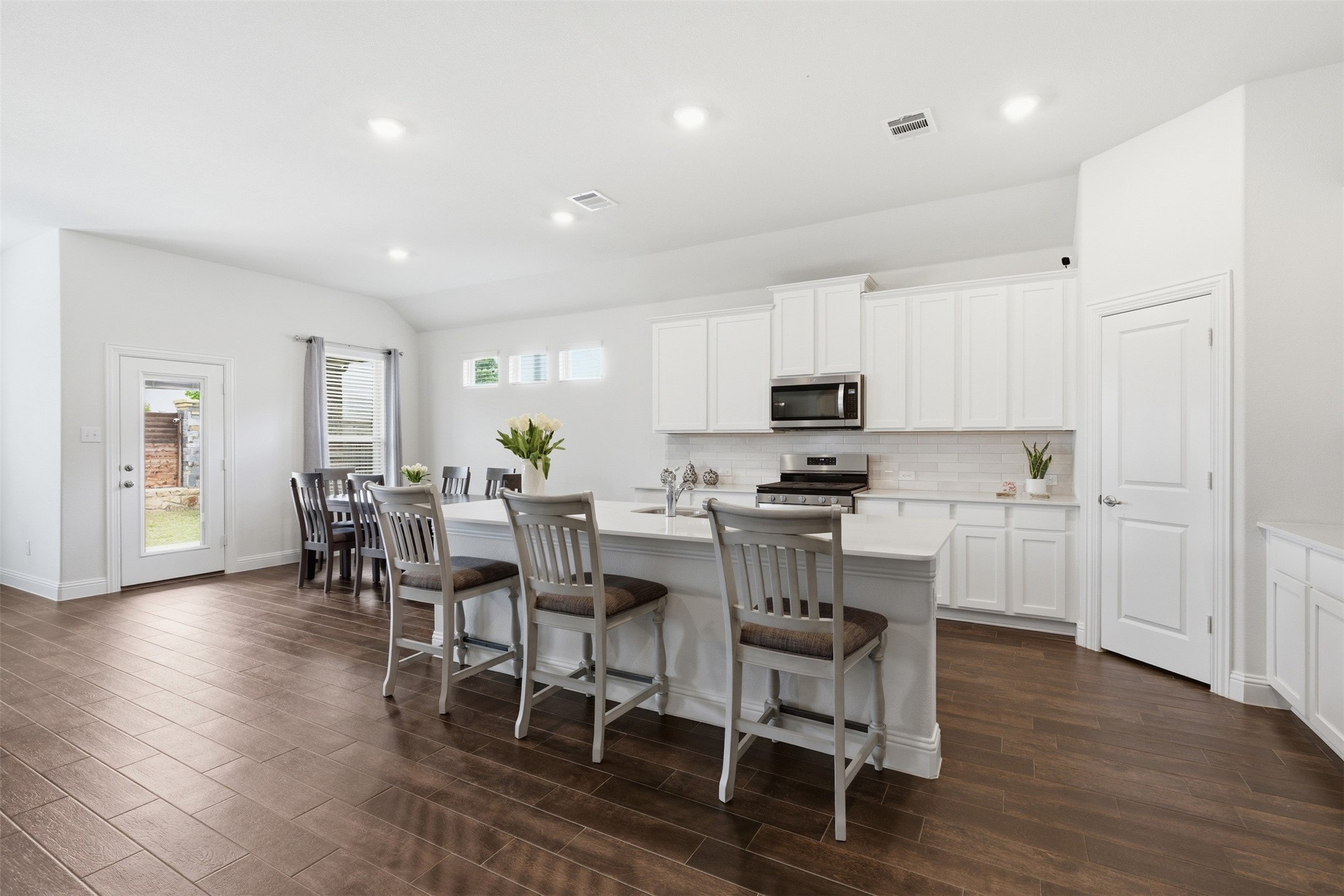 10109 Table Bluff Street Aubrey TX 76227