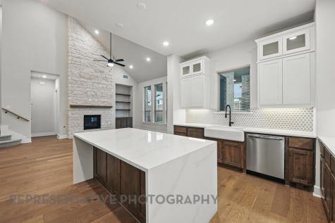 2716 Railway Street Forney TX 75126