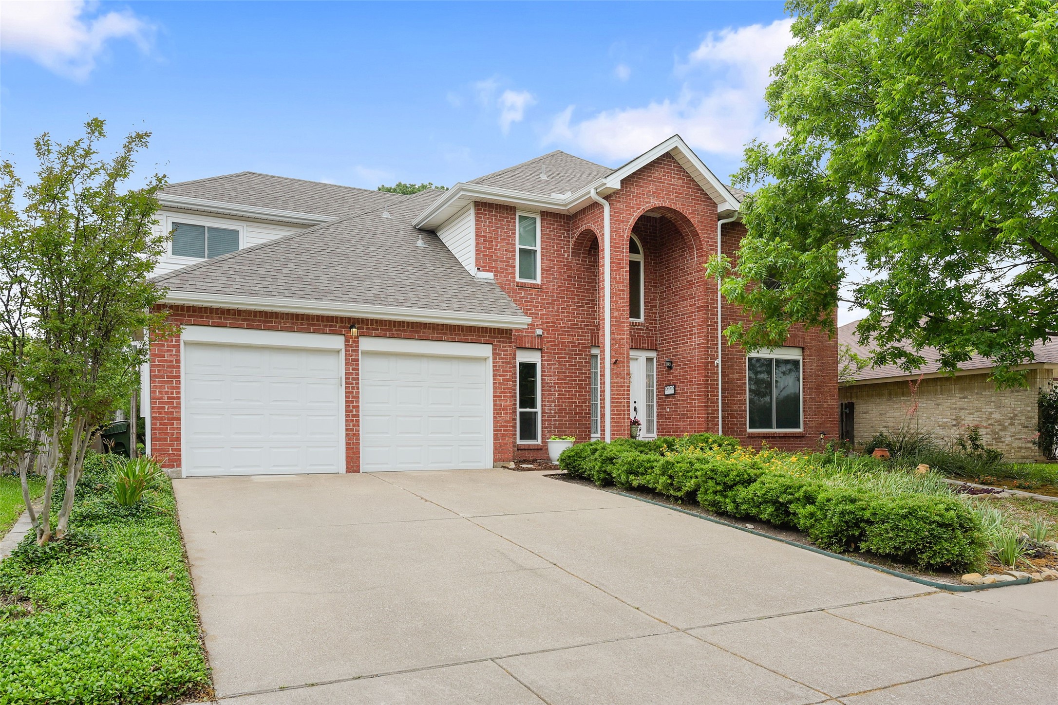 2207 Villanova Street Arlington TX 76018