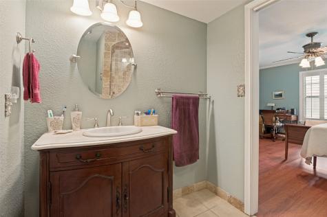 1901 Anna Drive Irving TX 75061
