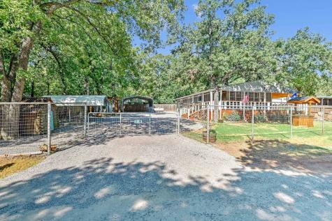 319 Yorkshire Drive Gordonville TX 76245
