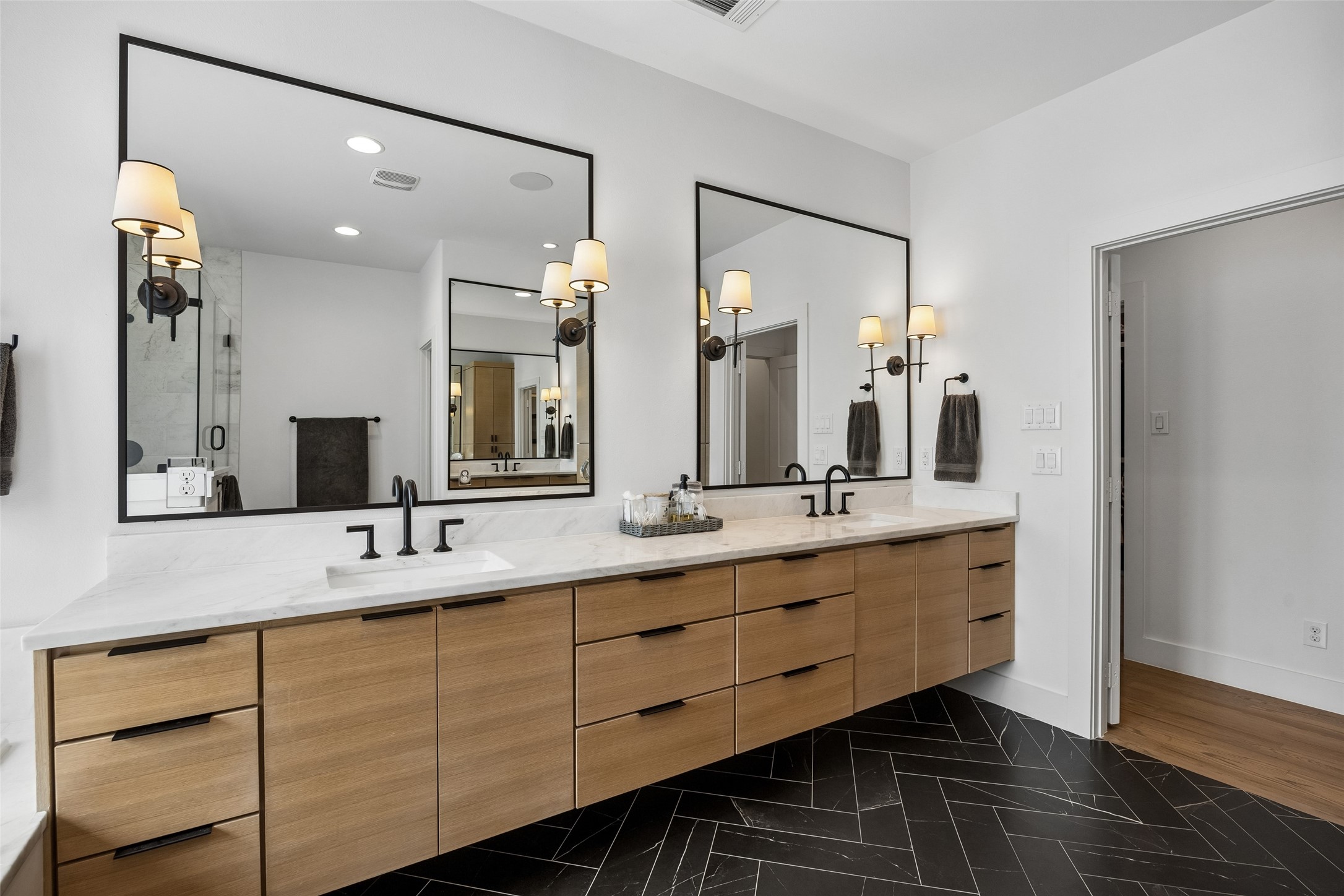 5923 Anita Street Dallas TX 75206