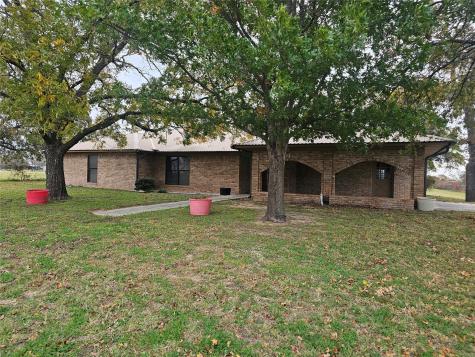 724 Foster Bond Street Cross Plains TX 76443