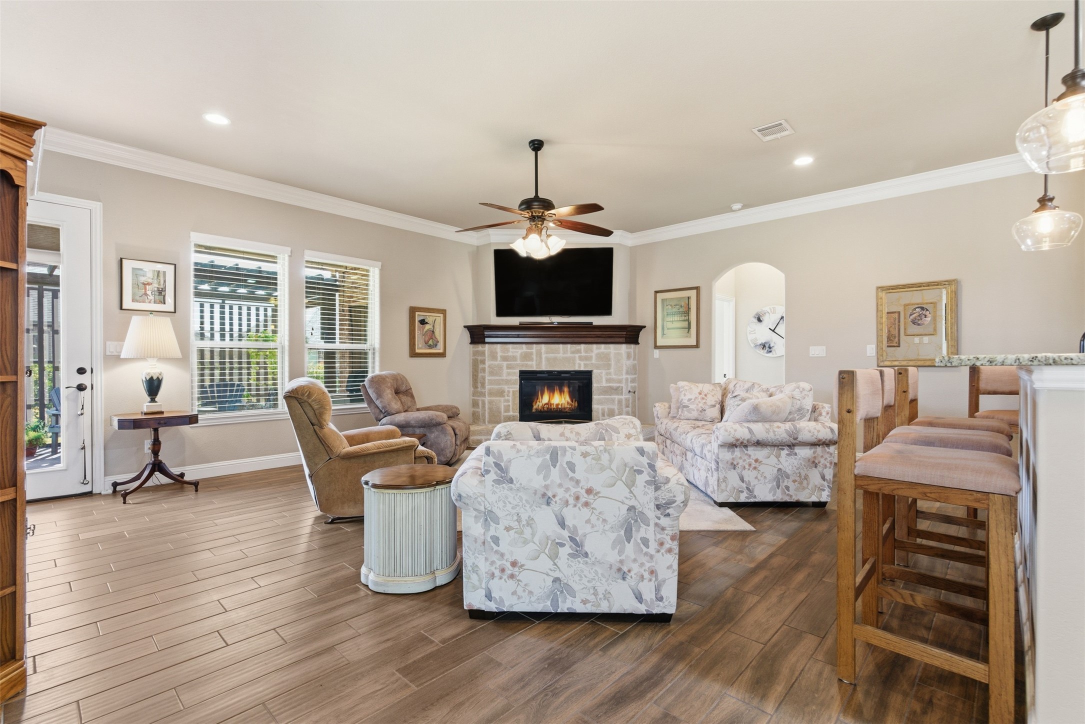 2038 Clive Drive Granbury TX 76048