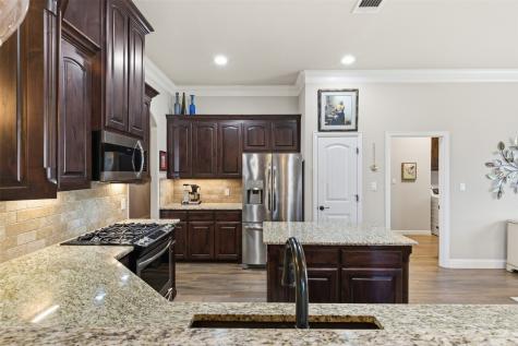 2038 Clive Drive Granbury TX 76048