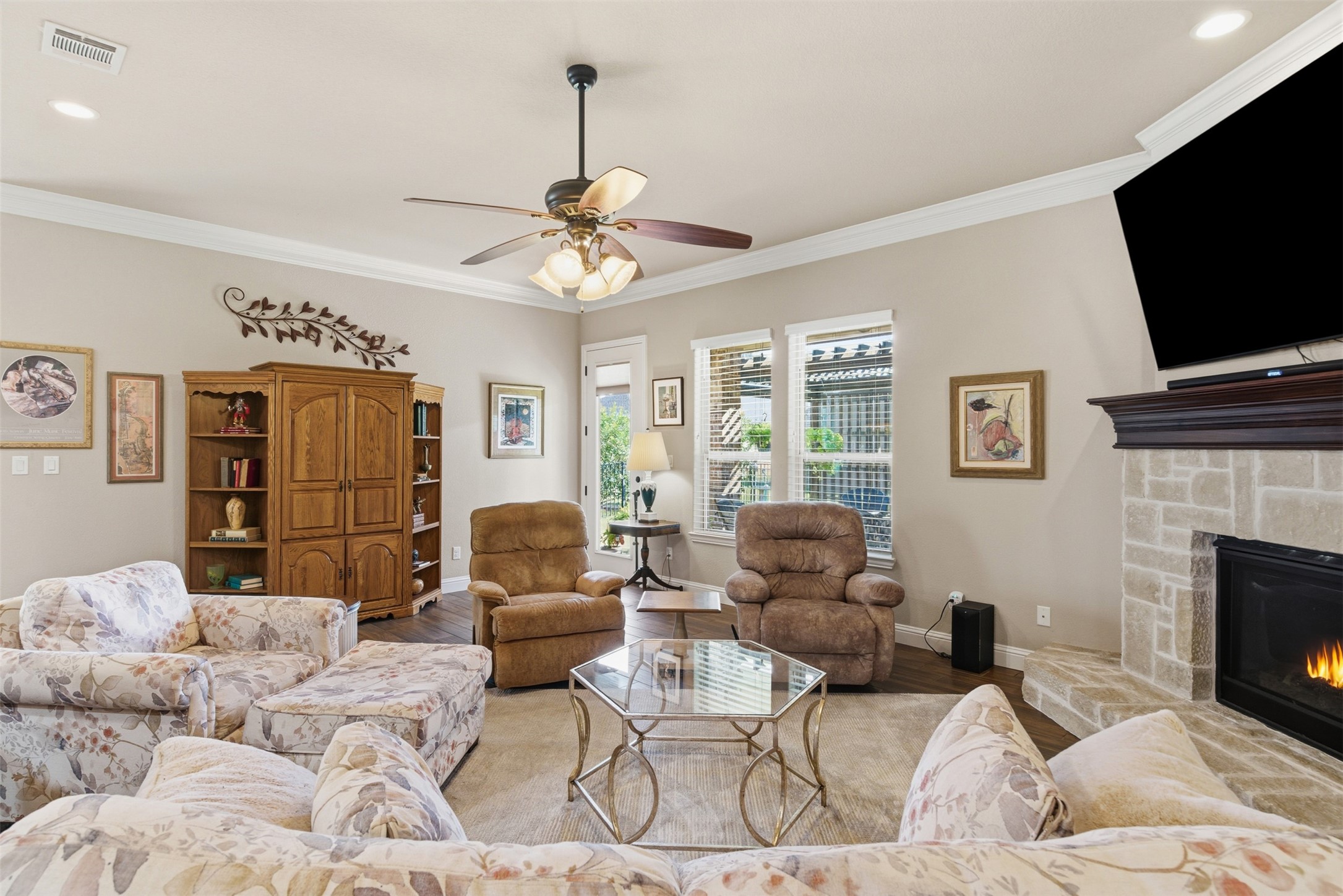 2038 Clive Drive Granbury TX 76048