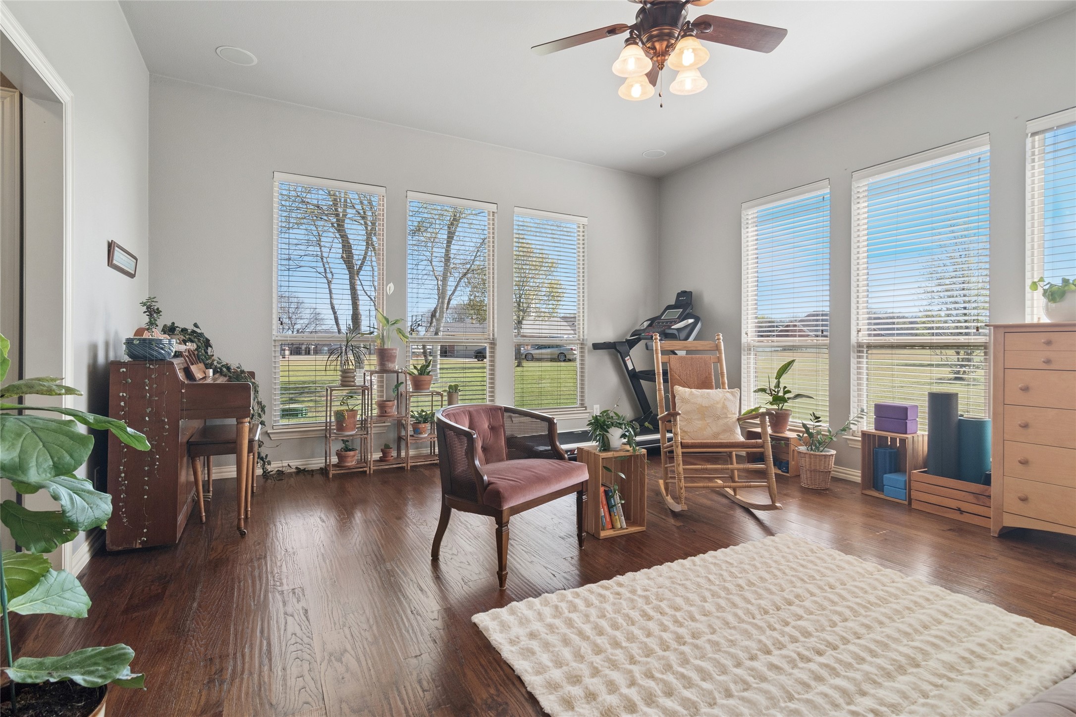 82 Forest Hills Circle Gunter TX 75058