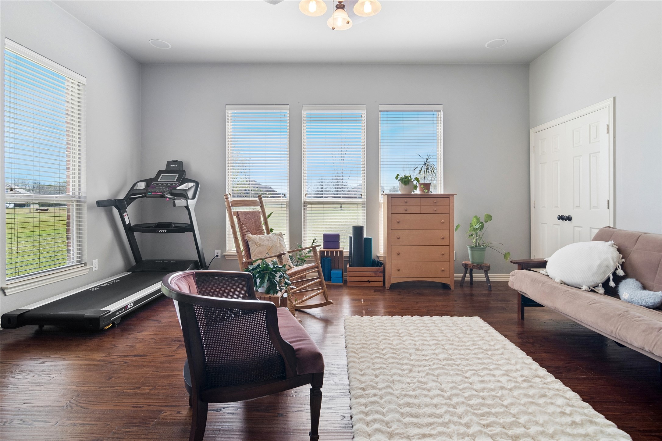 82 Forest Hills Circle Gunter TX 75058