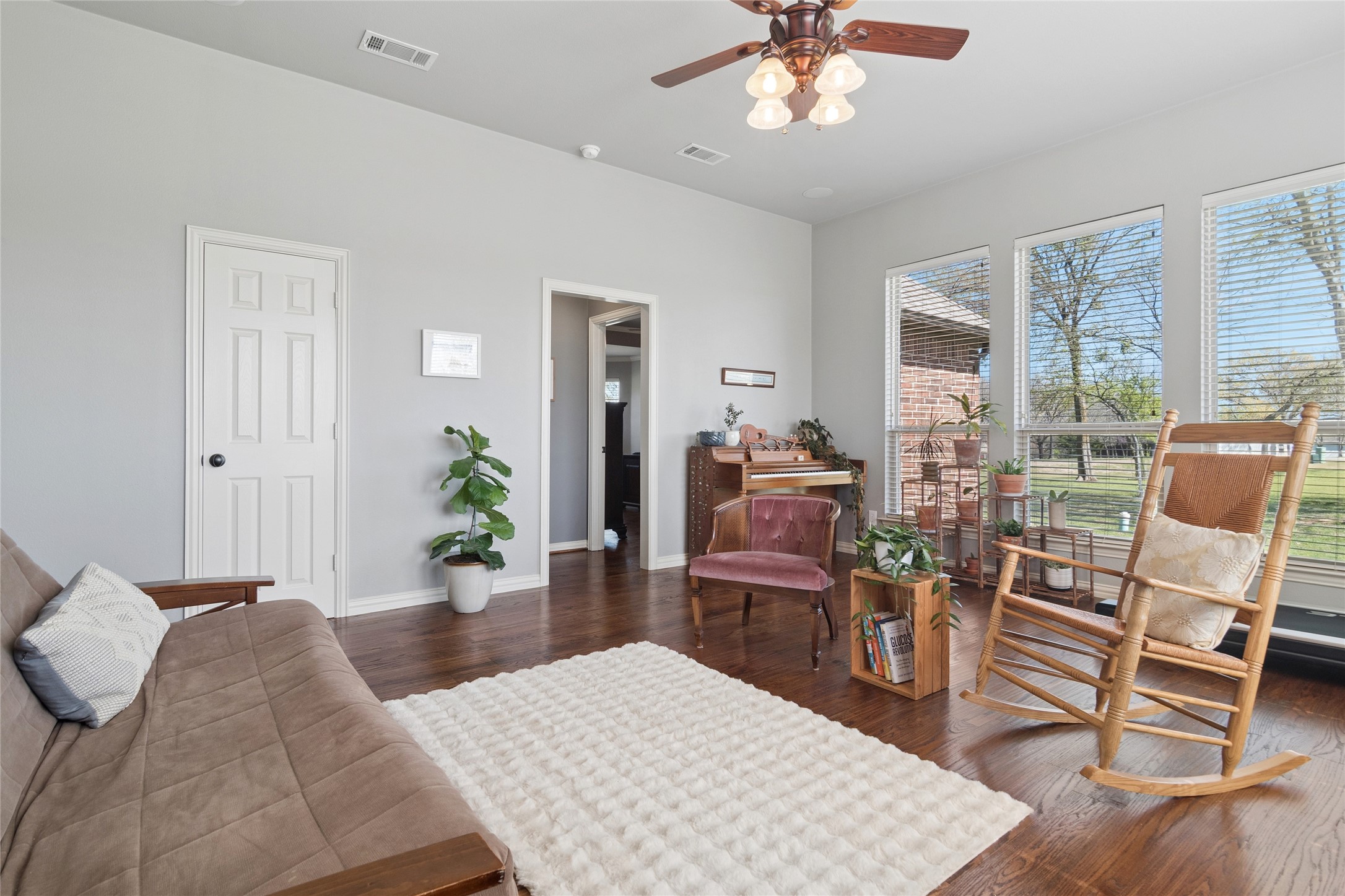 82 Forest Hills Circle Gunter TX 75058
