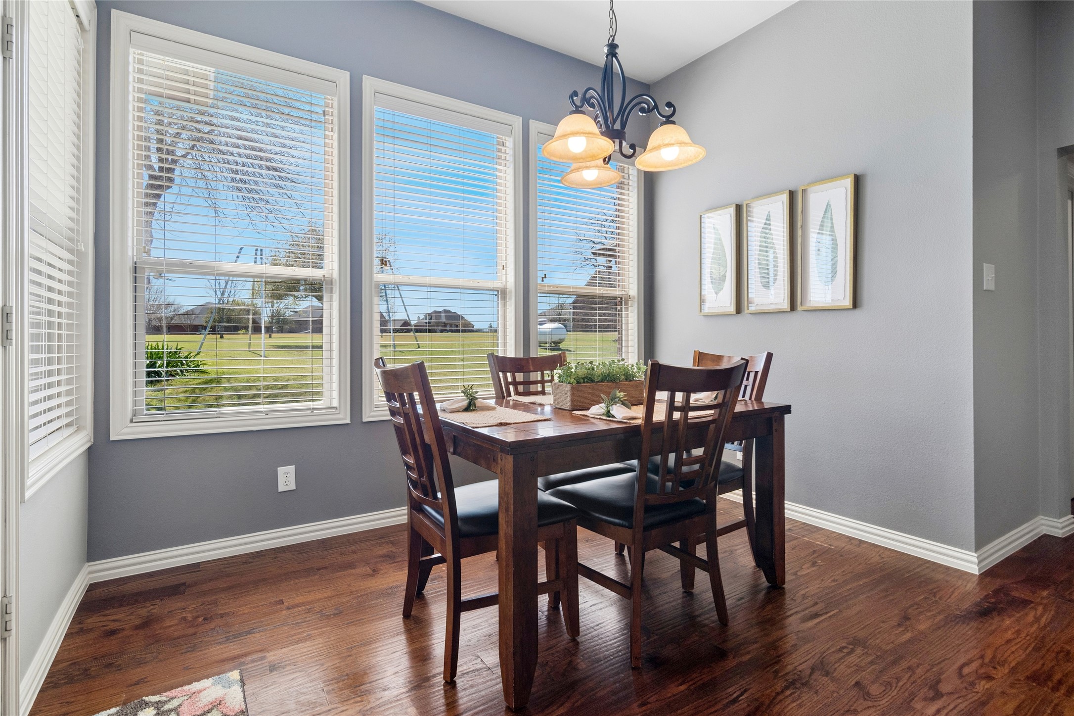 82 Forest Hills Circle Gunter TX 75058