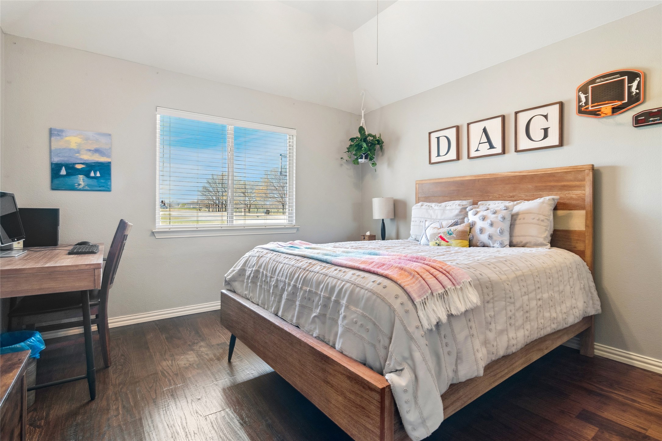 82 Forest Hills Circle Gunter TX 75058