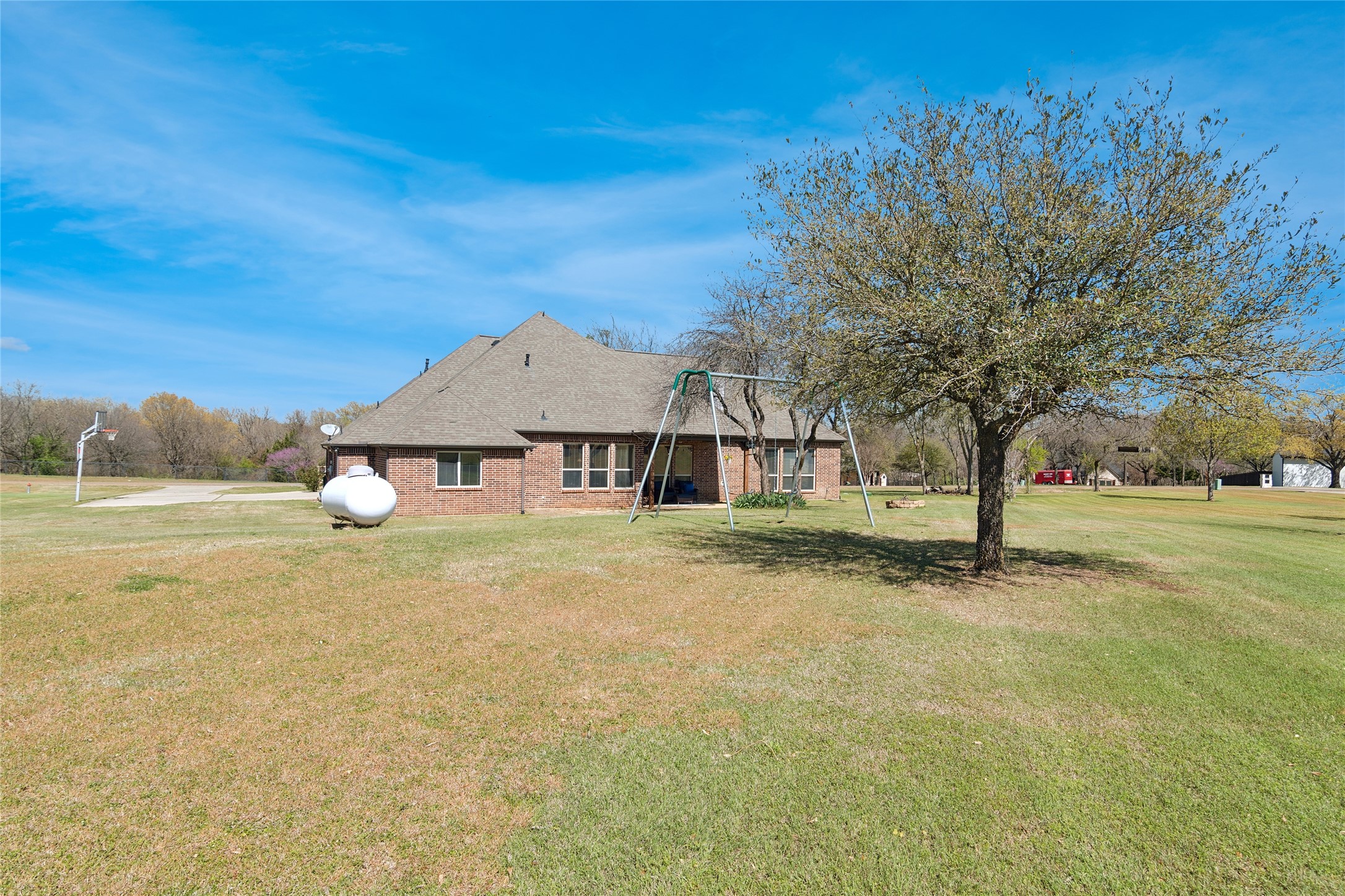 82 Forest Hills Circle Gunter TX 75058