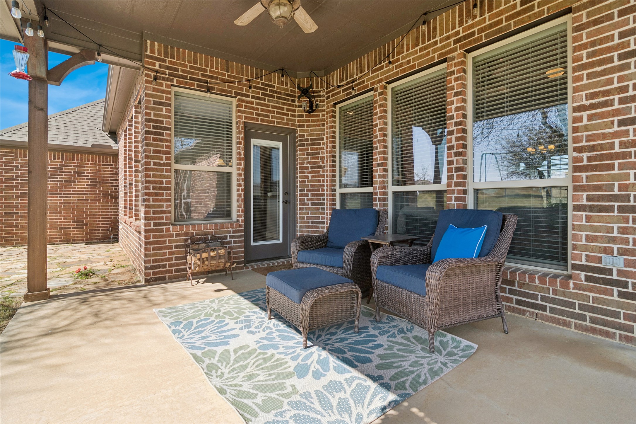 82 Forest Hills Circle Gunter TX 75058
