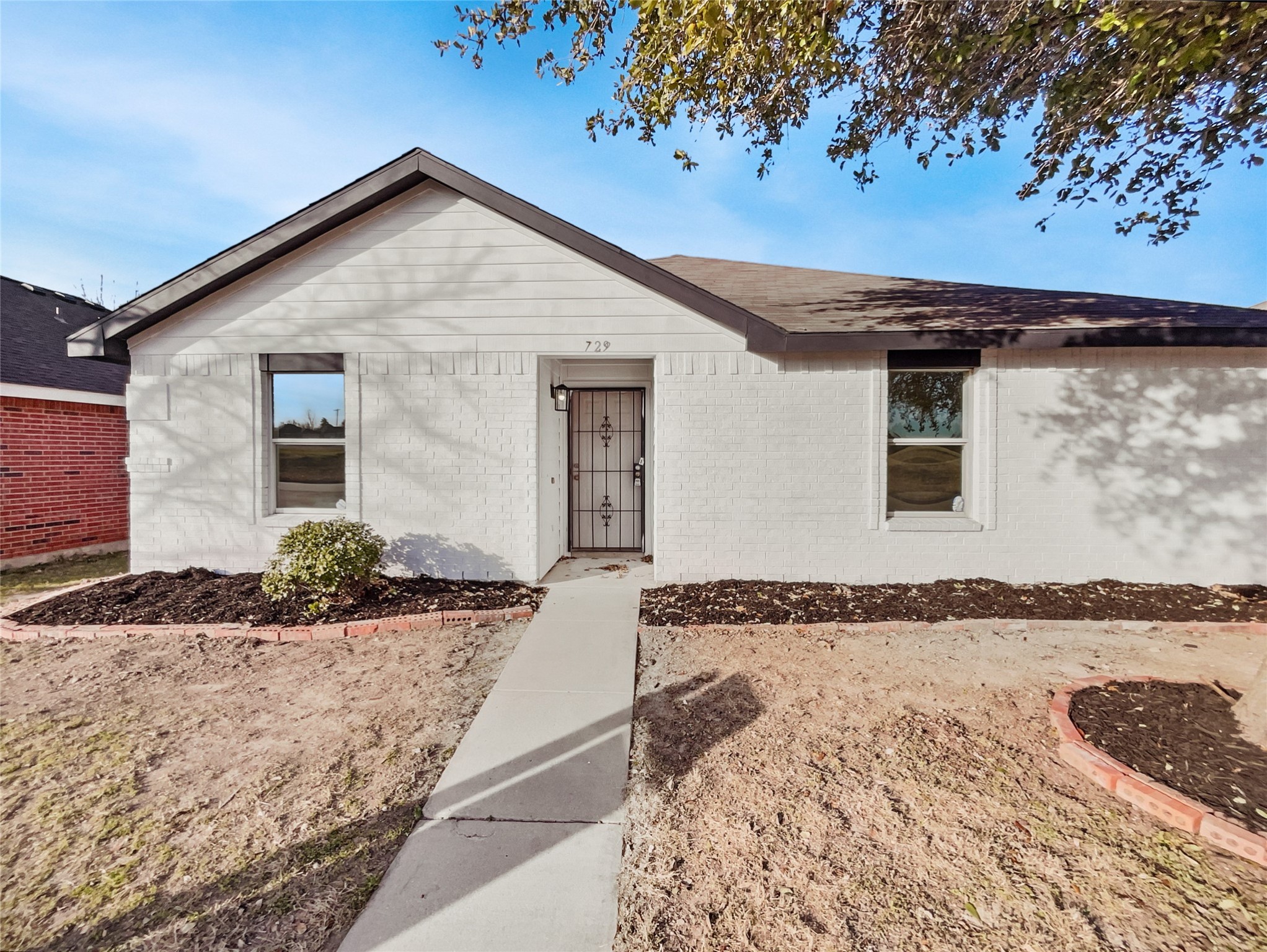 729 E Kirnwood Drive Dallas TX 75241