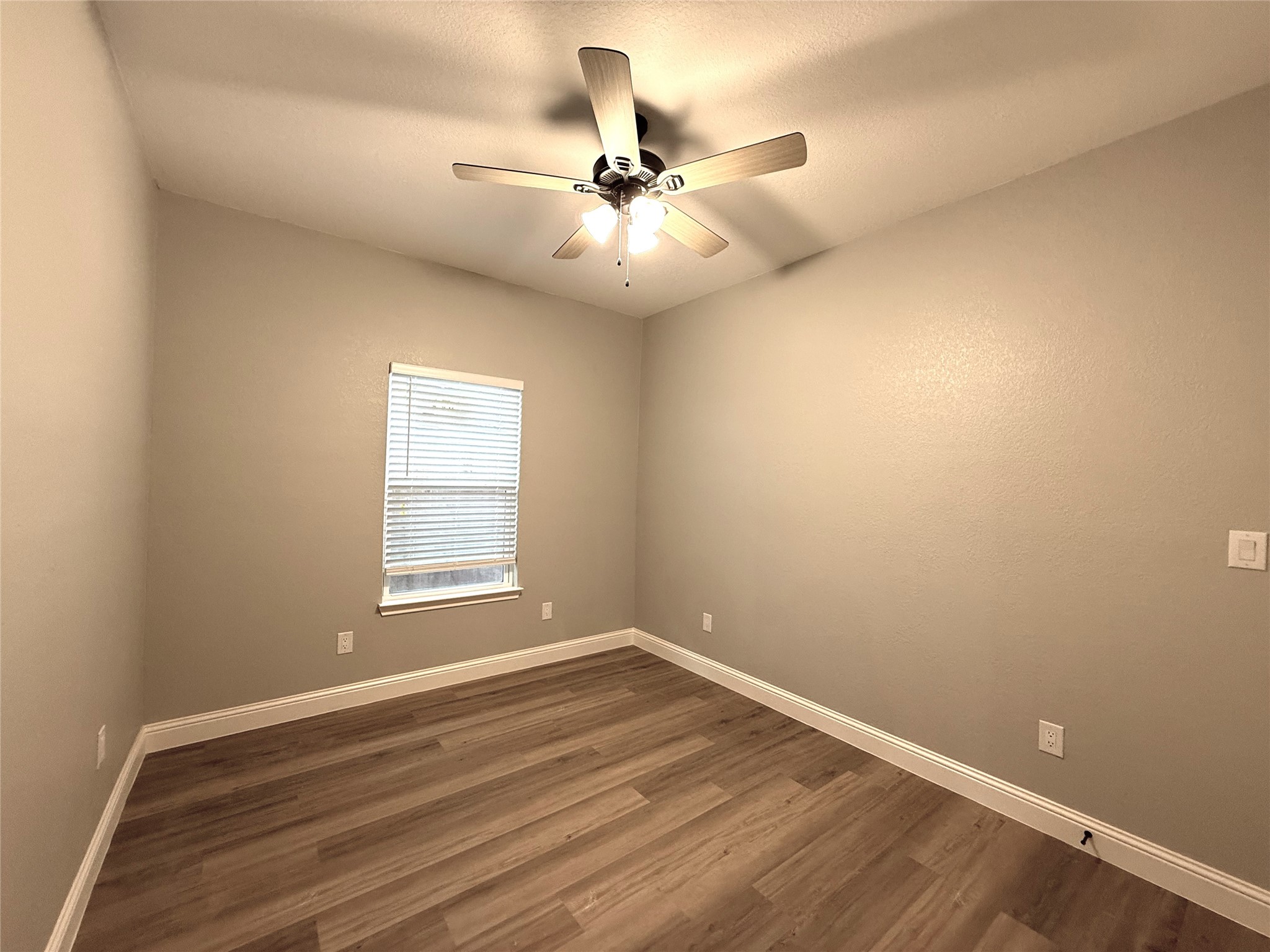 1917 Avenue A Denison TX 75020