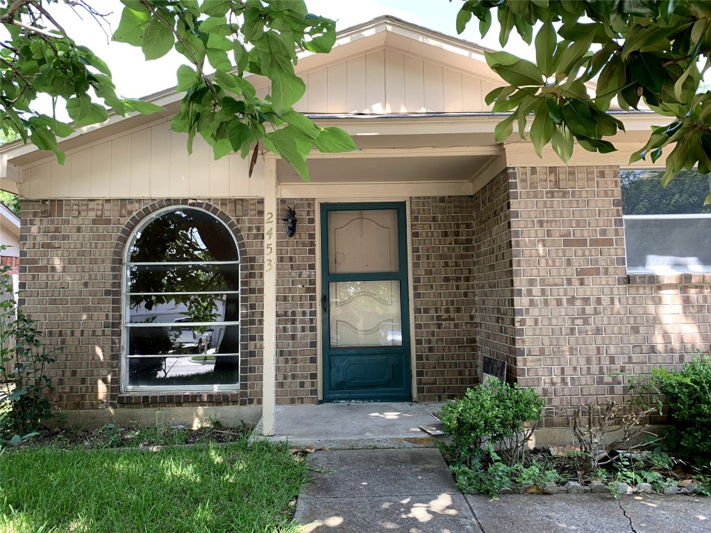 2453 Harrison Street Grand Prairie TX 75051