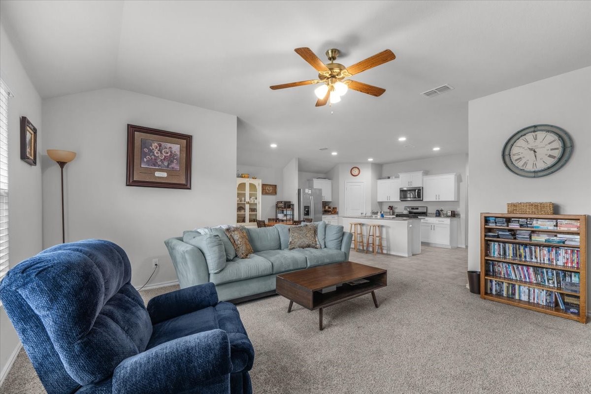 513 Derby Lane Springtown TX 76082