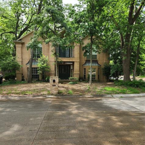 2715 Carriage Trail Mckinney TX 75072