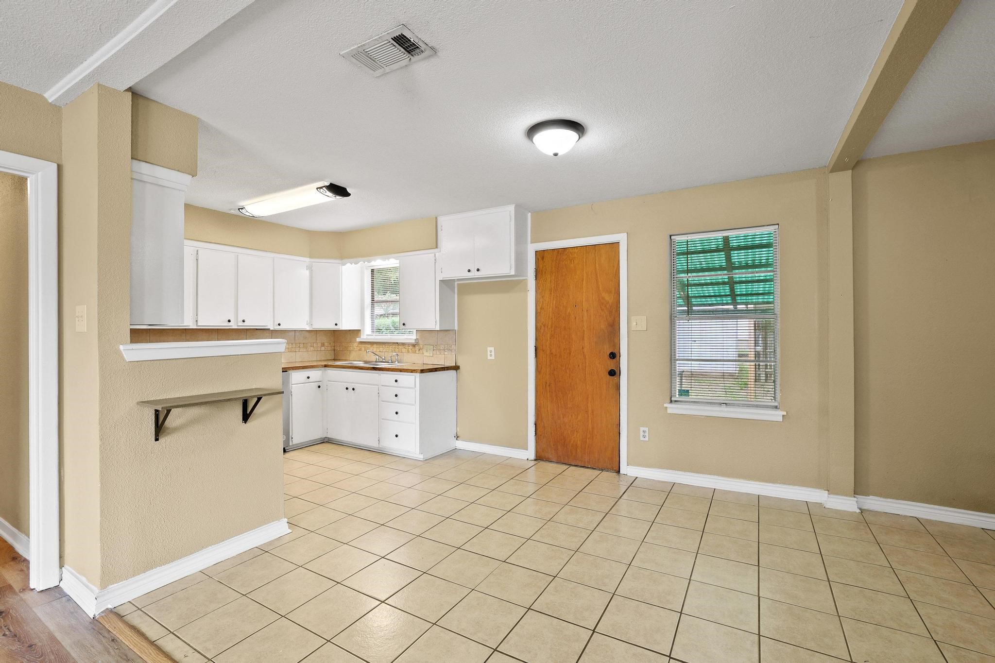 1402 Knight Street Denton TX 76205