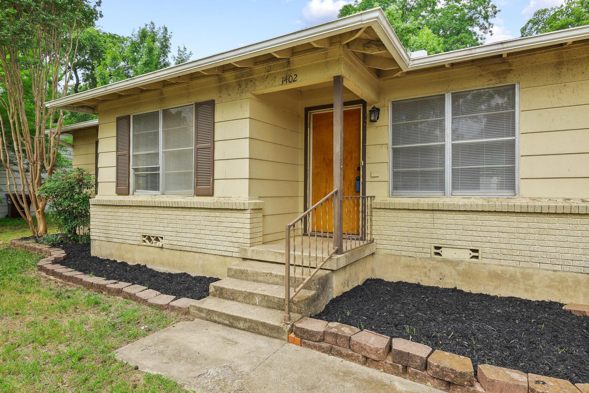 1402 Knight Street Denton TX 76205