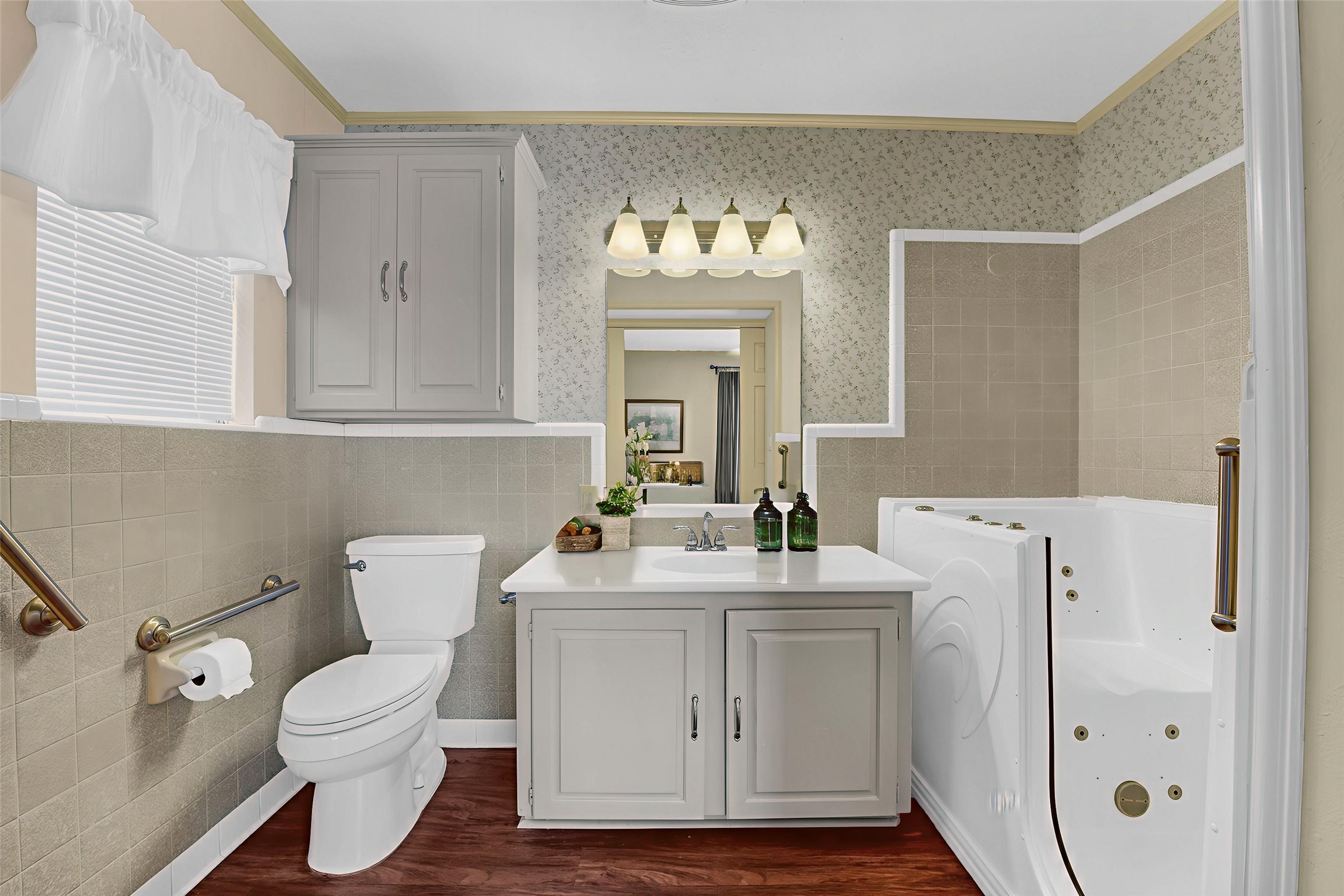 5108 Woodard Avenue Cleburne TX 76033