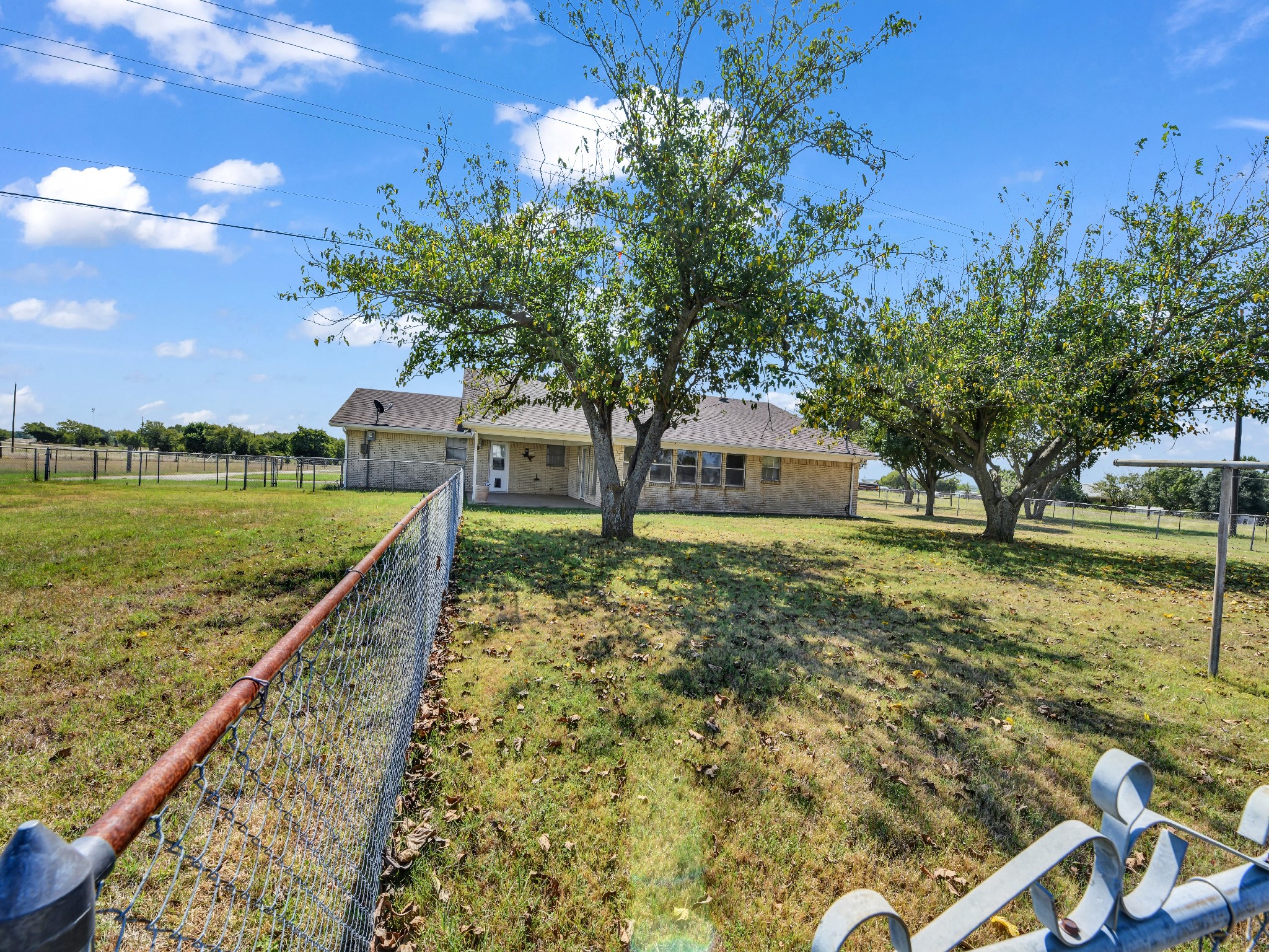 5108 Woodard Avenue Cleburne TX 76033
