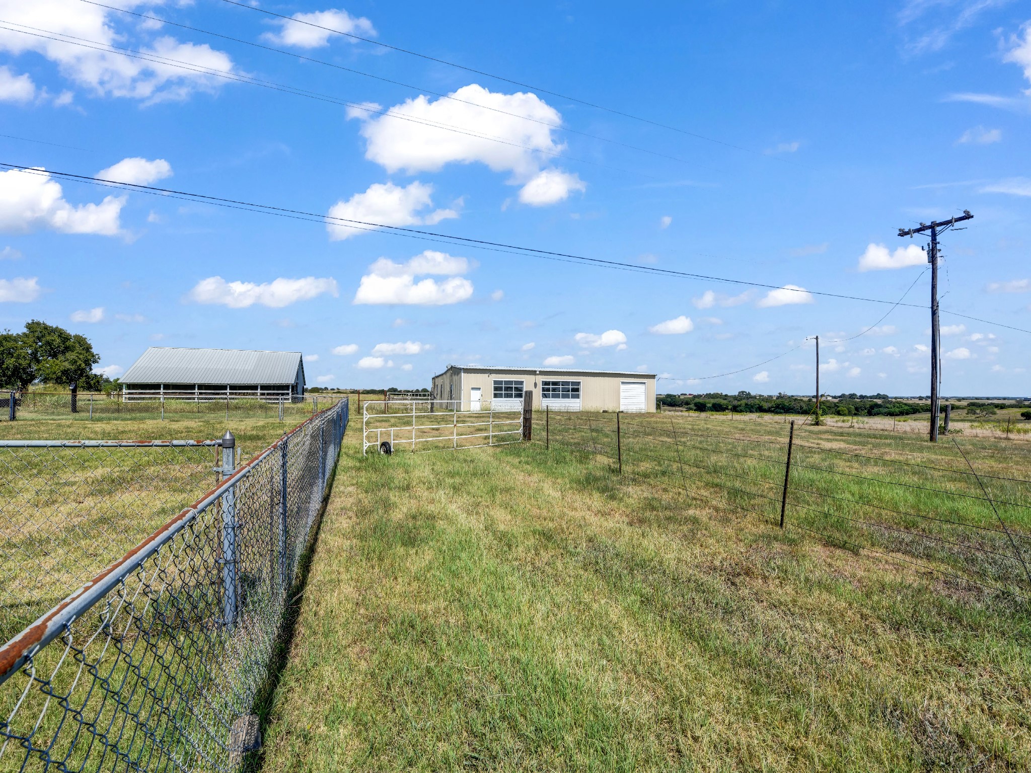 5108 Woodard Avenue Cleburne TX 76033