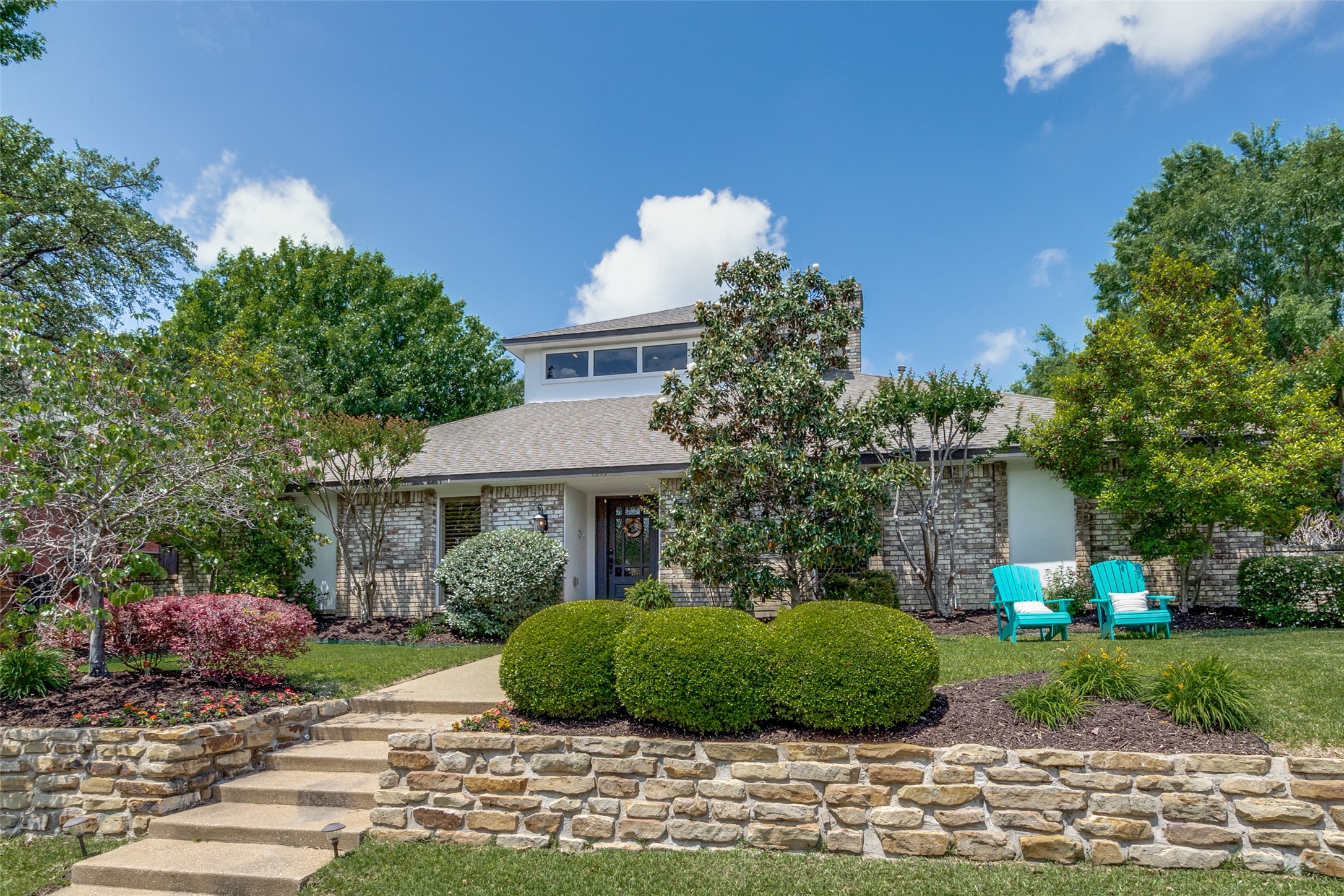 7949 Goodshire Avenue Dallas TX 75231