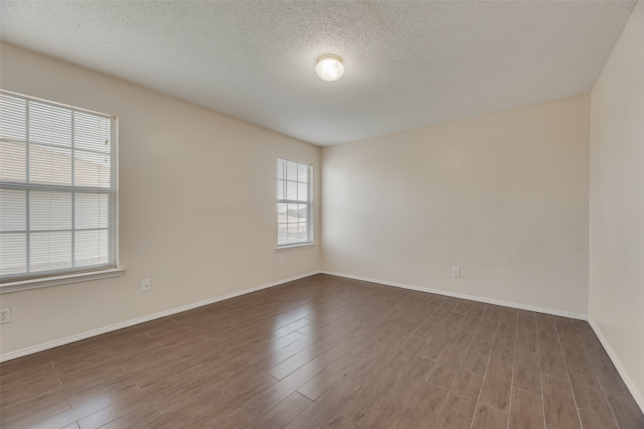 616 Jewelflower Drive Desoto TX 75112
