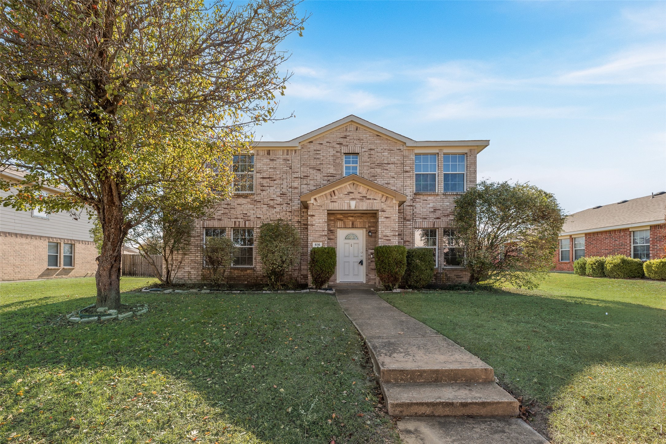 616 Jewelflower Drive Desoto TX 75112
