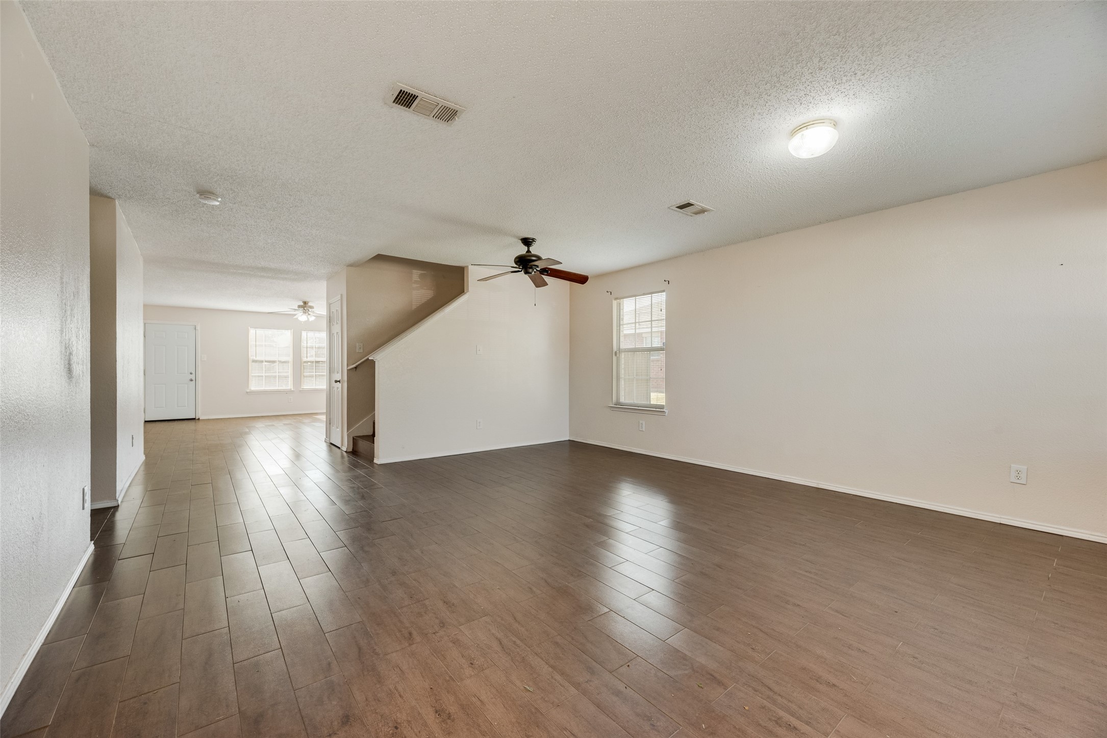 616 Jewelflower Drive Desoto TX 75112