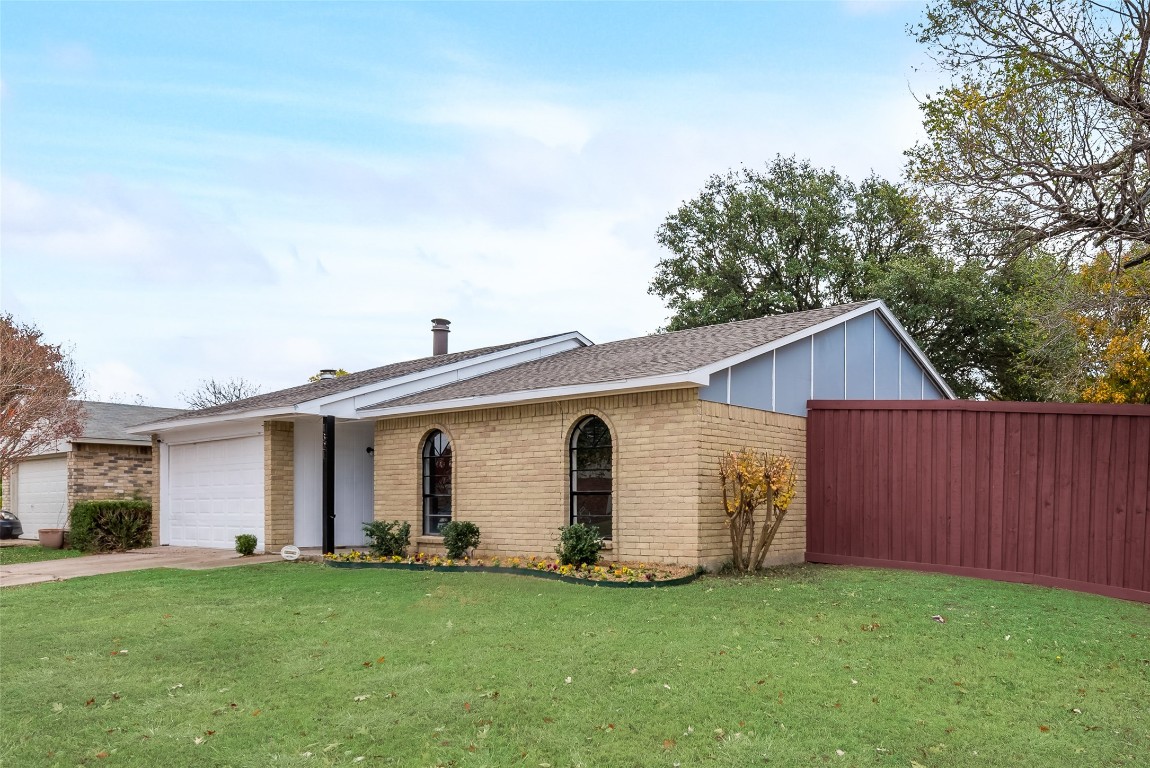 1321 Independence Trail Grand Prairie TX 75052