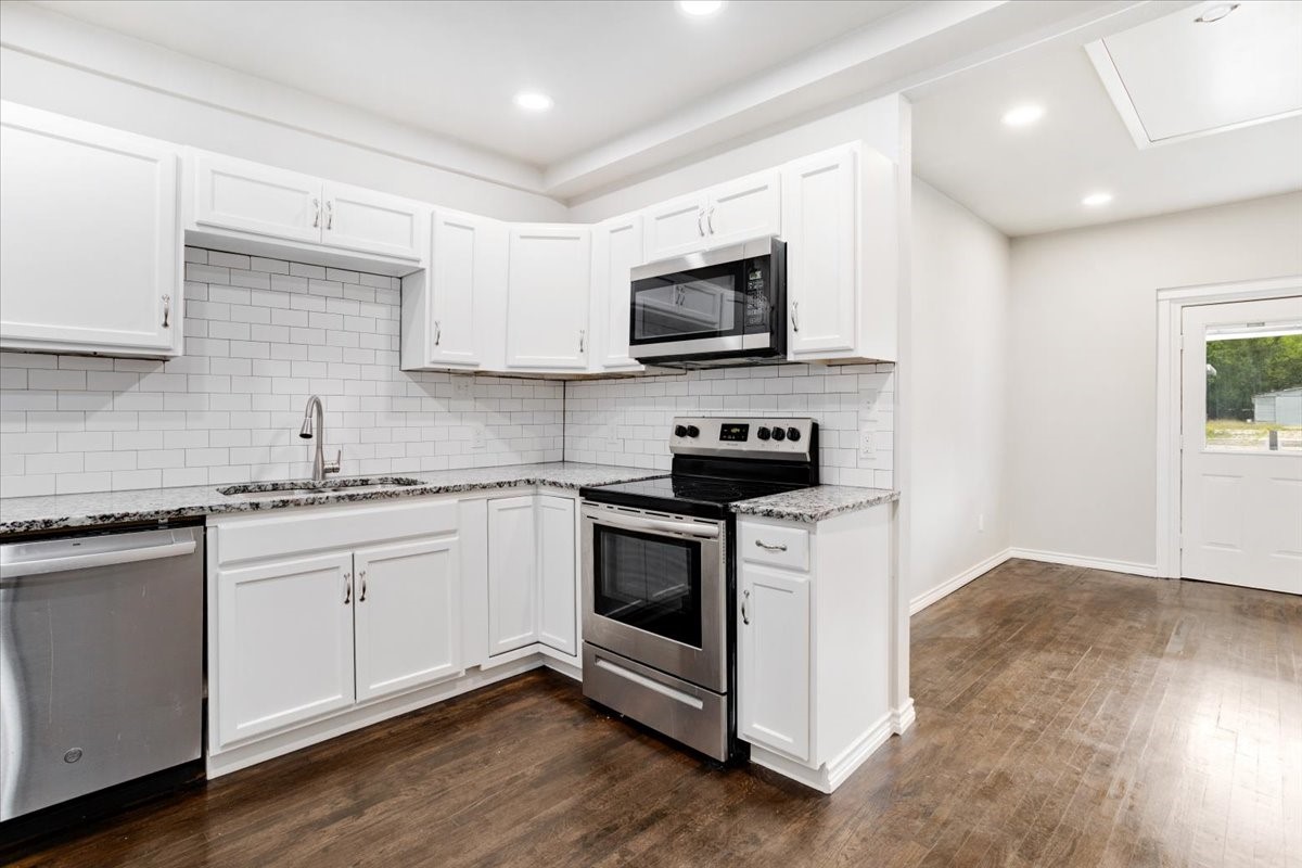 715 W Sam Rayburn Drive Bonham TX 75418