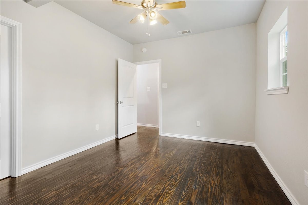 715 W Sam Rayburn Drive Bonham TX 75418