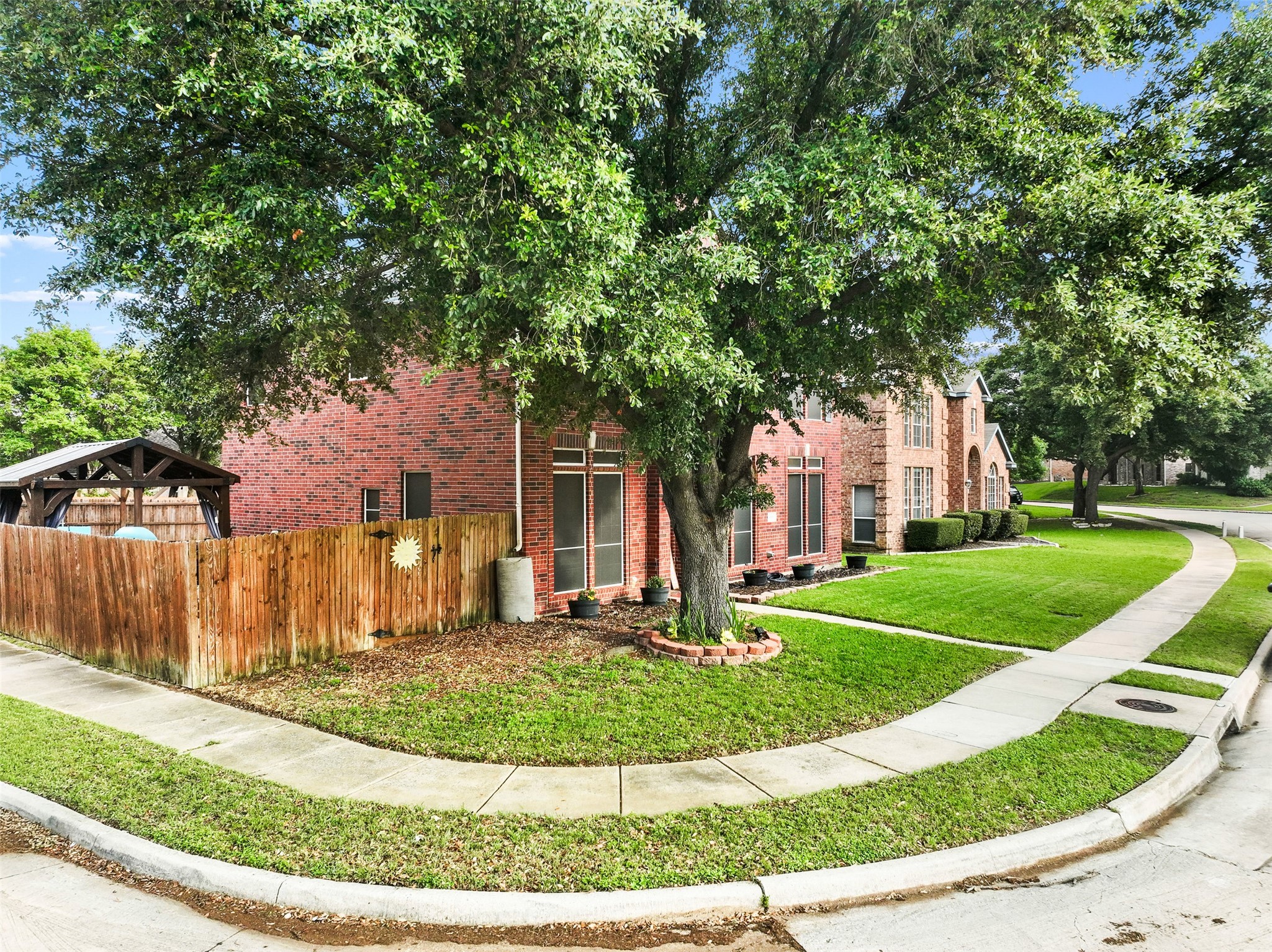 861 Pinnacle Circle Lewisville TX 75077