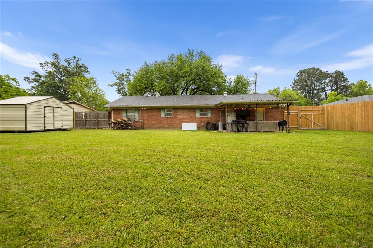 2304 Kaynell Drive Henderson TX 75654
