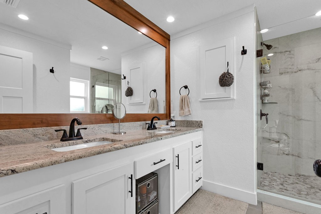 255 Hideaway Lane Central Hideaway TX 75771