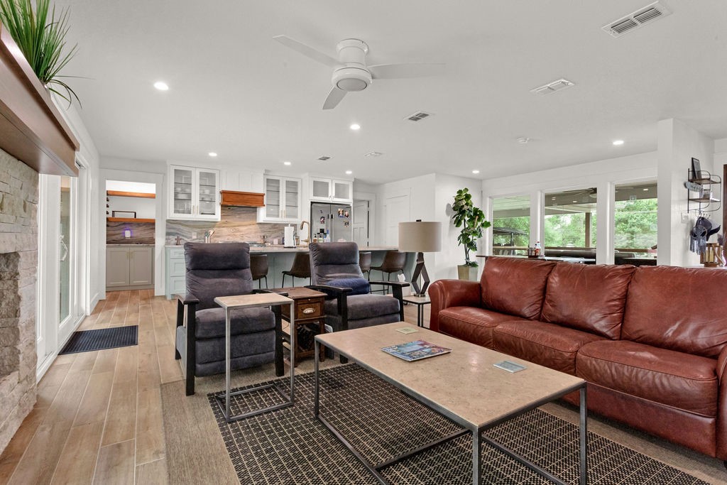 255 Hideaway Lane Central Hideaway TX 75771