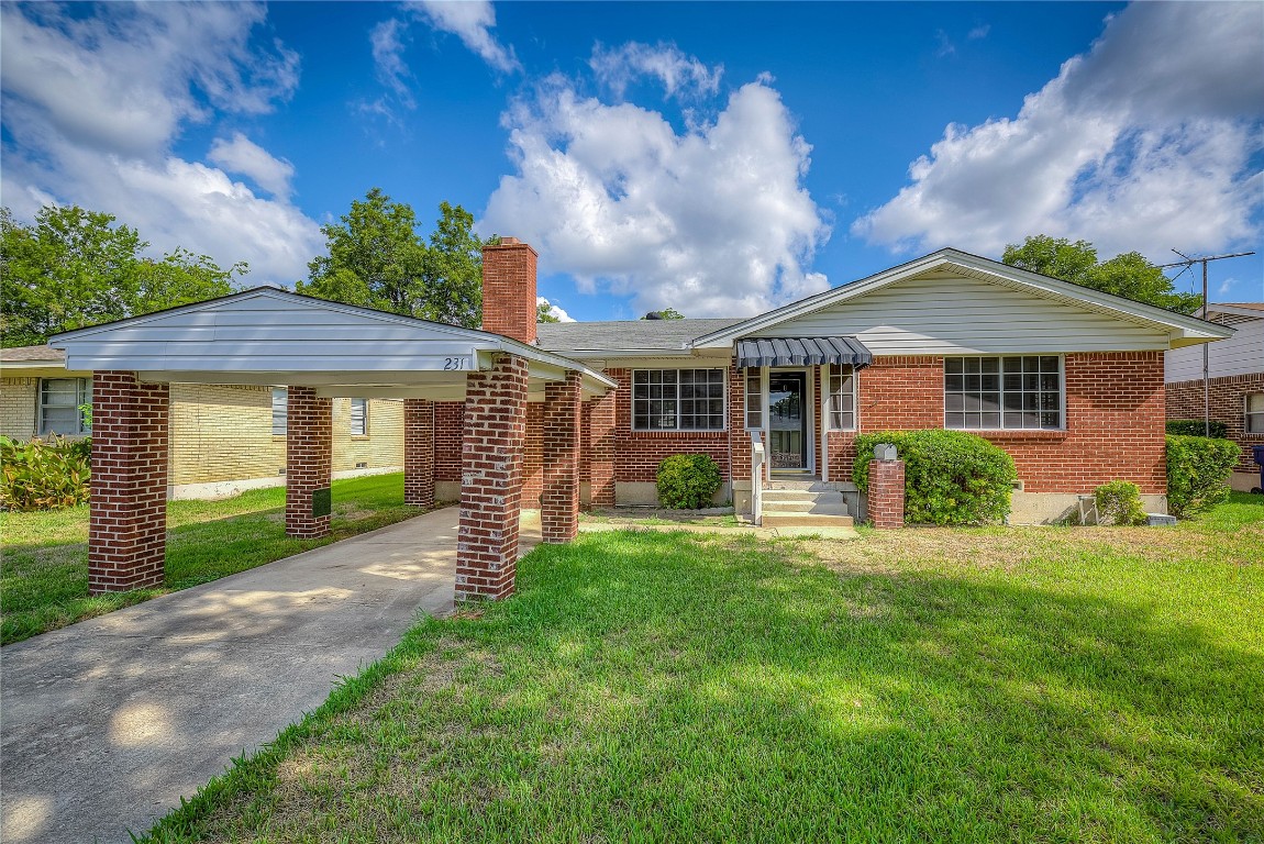 231 E Rio Grande Street Garland TX 75041