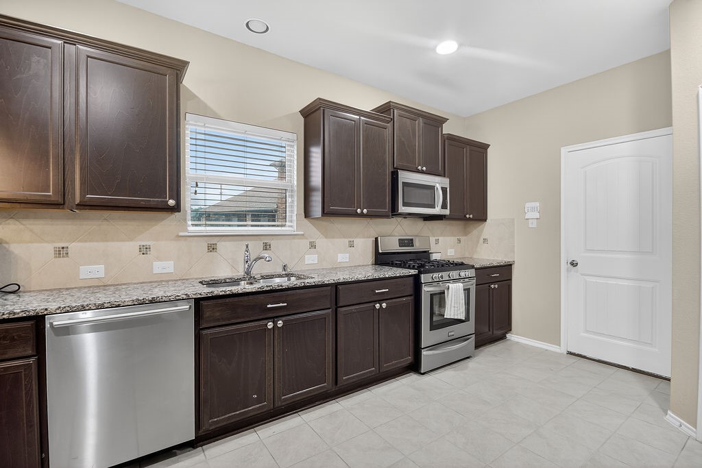 200 Black Bear Drive Mckinney TX 75071