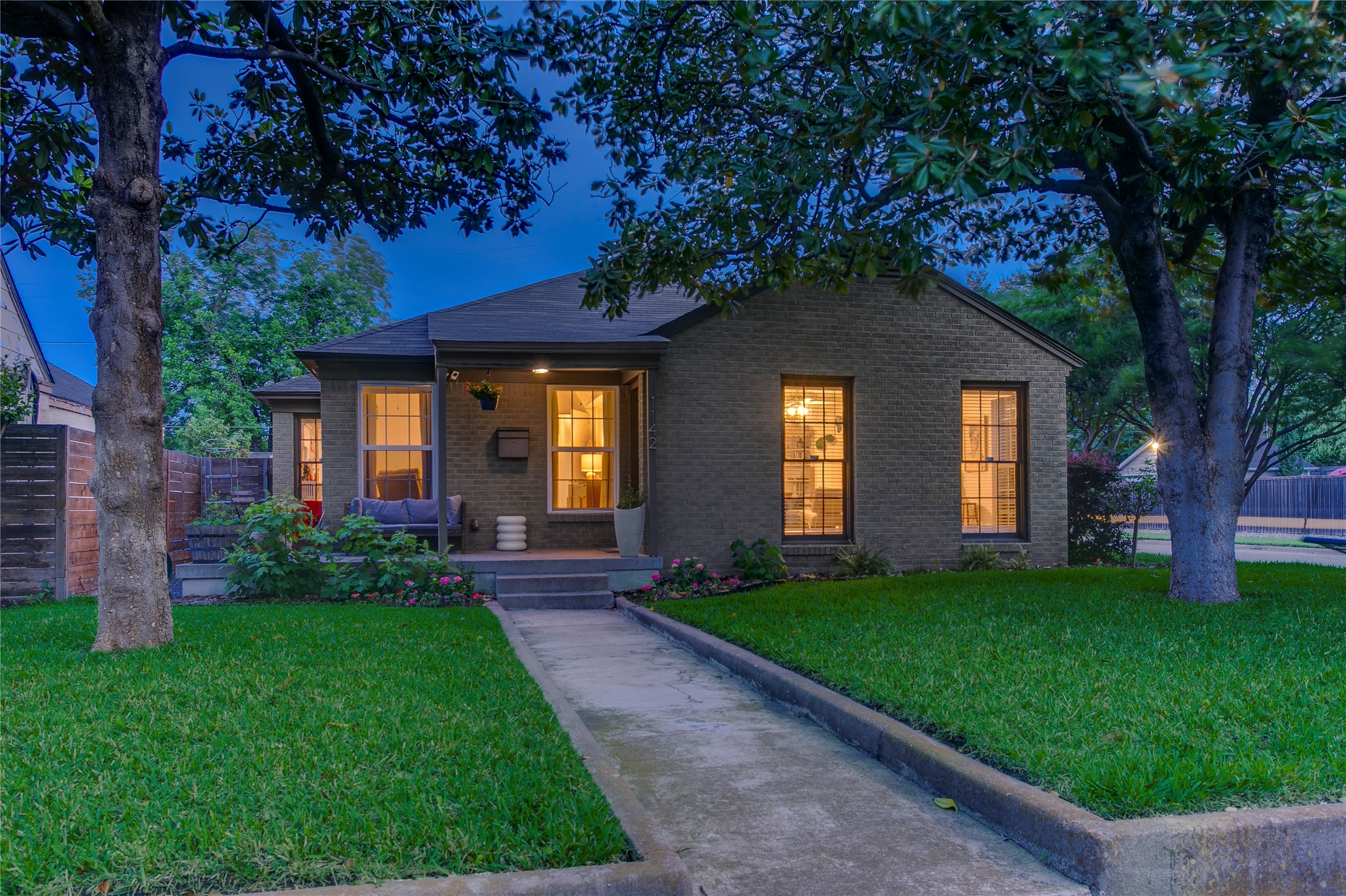 1142 Brunner Avenue Dallas TX 75224