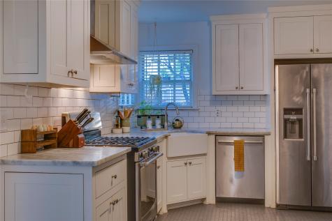 1142 Brunner Avenue Dallas TX 75224