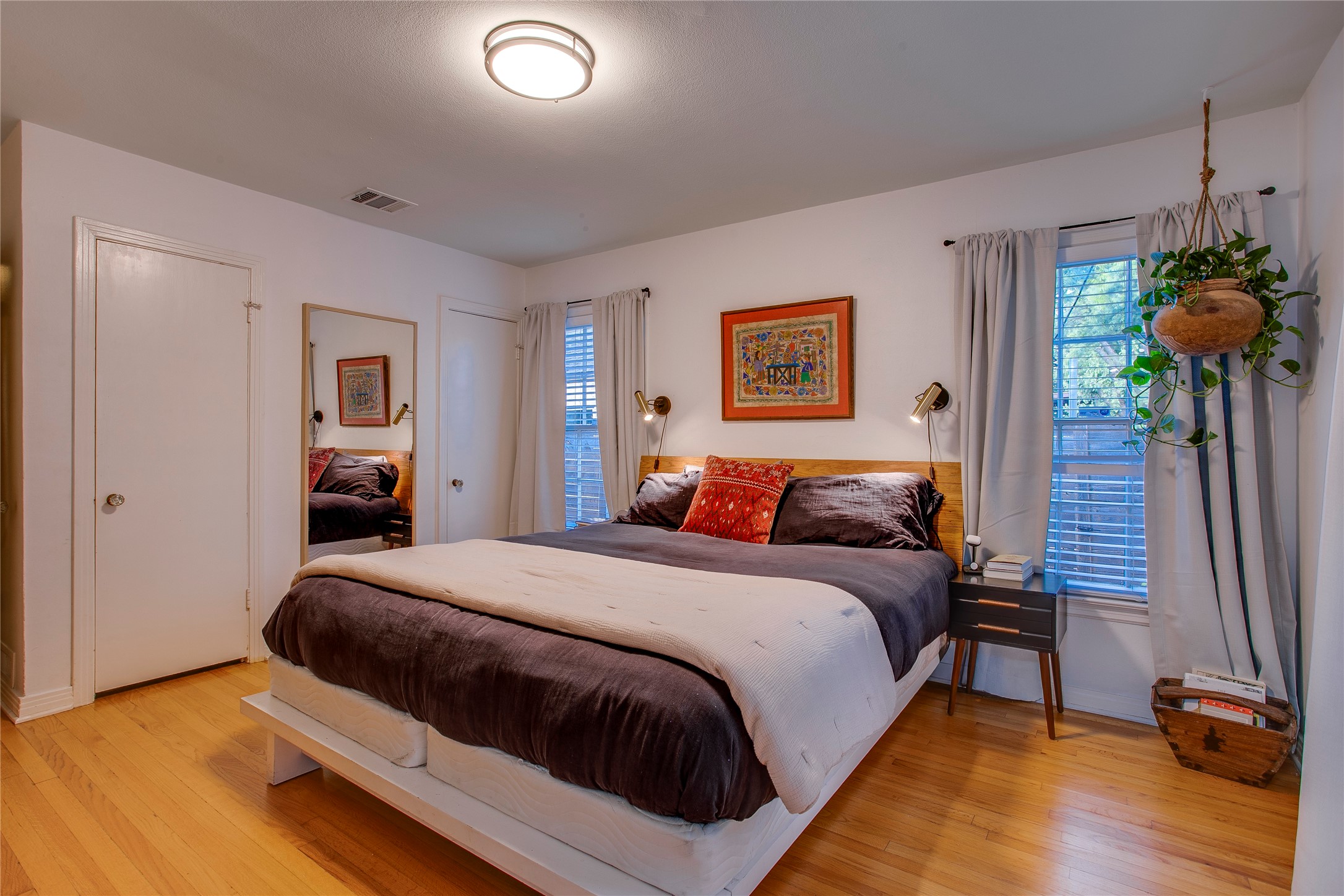 1142 Brunner Avenue Dallas TX 75224