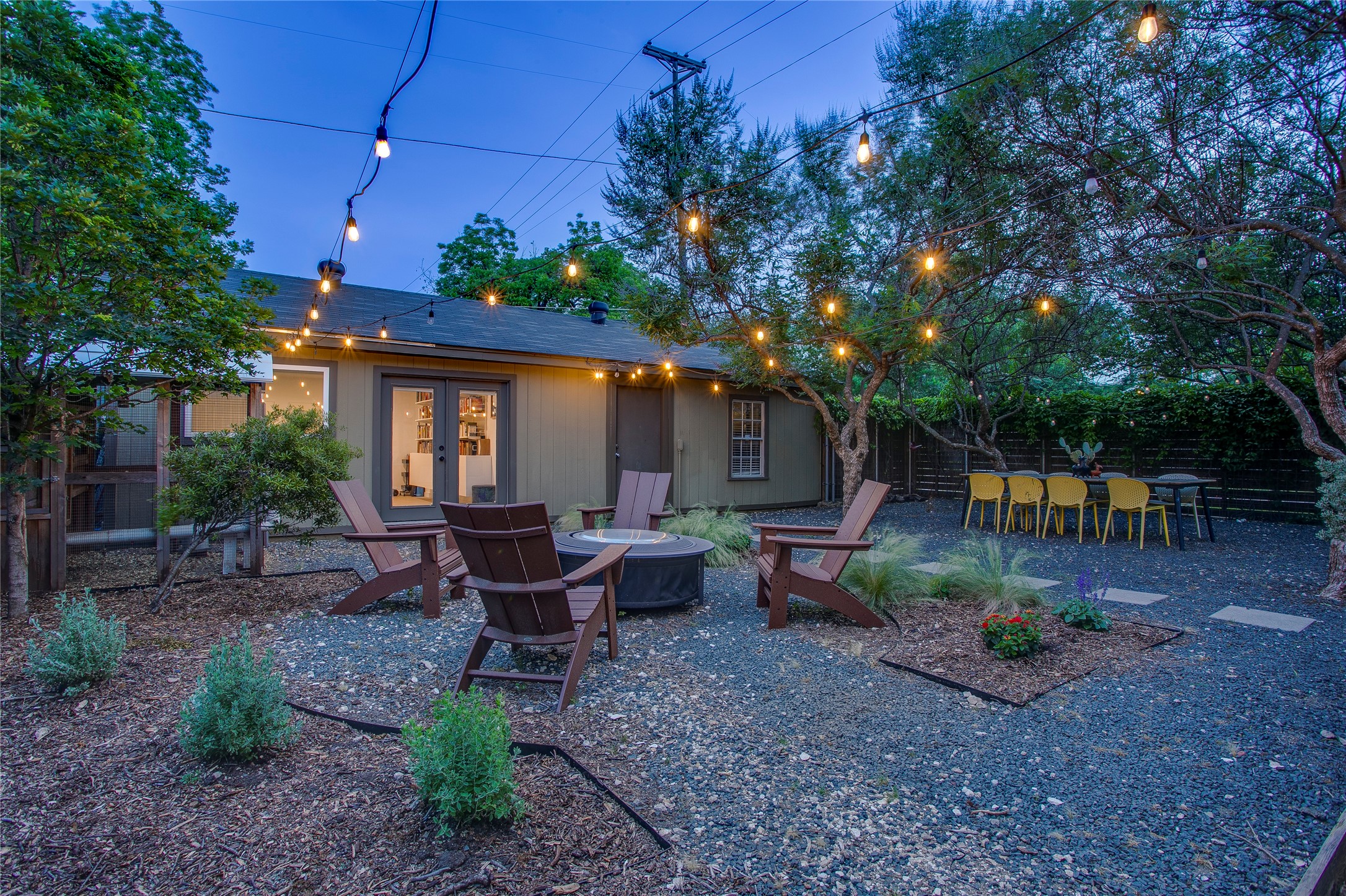 1142 Brunner Avenue Dallas TX 75224