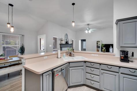 702 Green Acres Lane Midlothian TX 76065