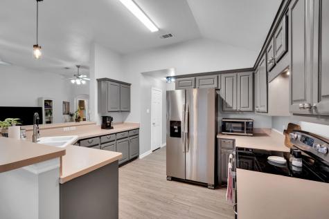 702 Green Acres Lane Midlothian TX 76065