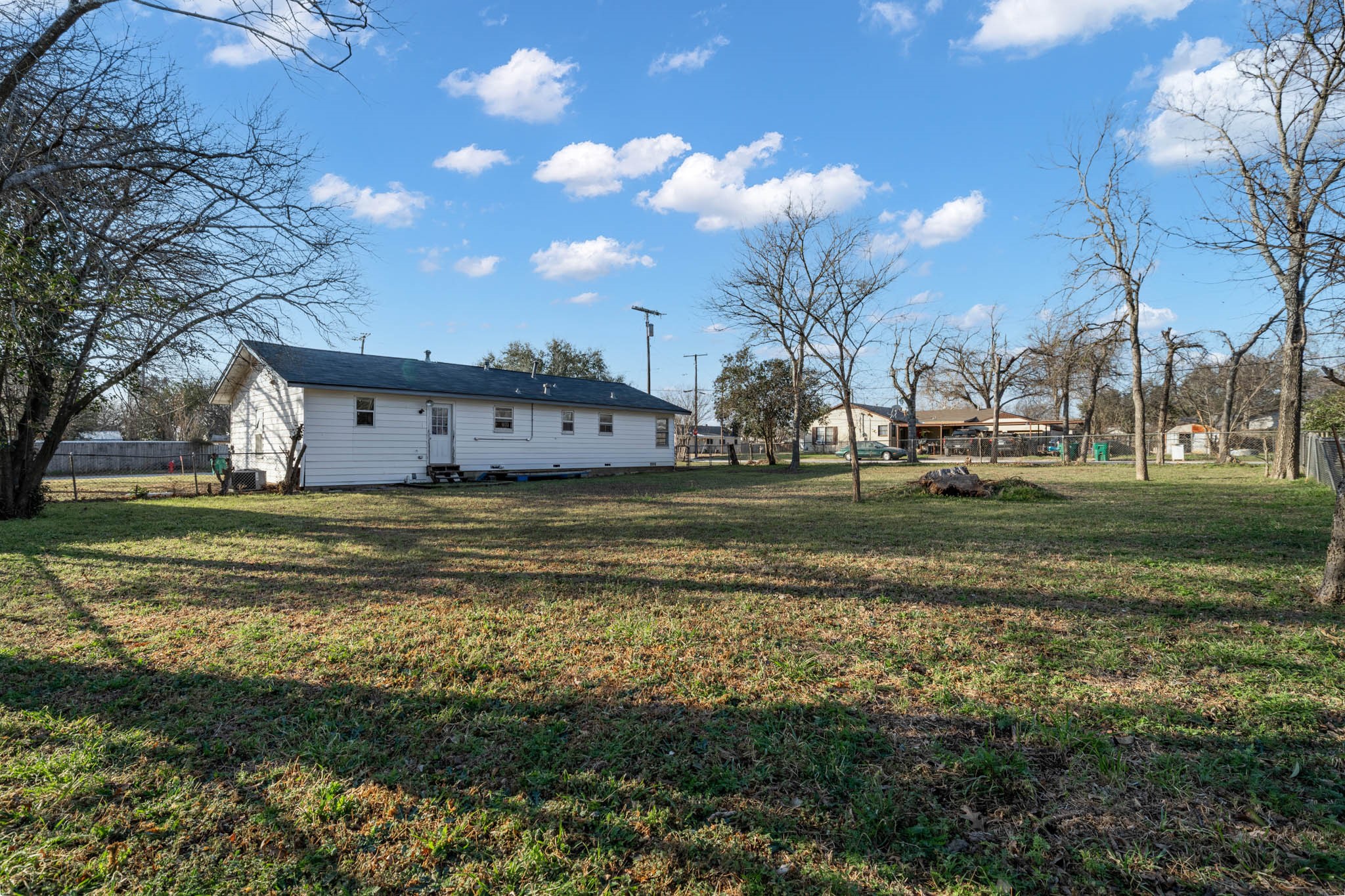 1205 W 10th Street Mcgregor TX 76657