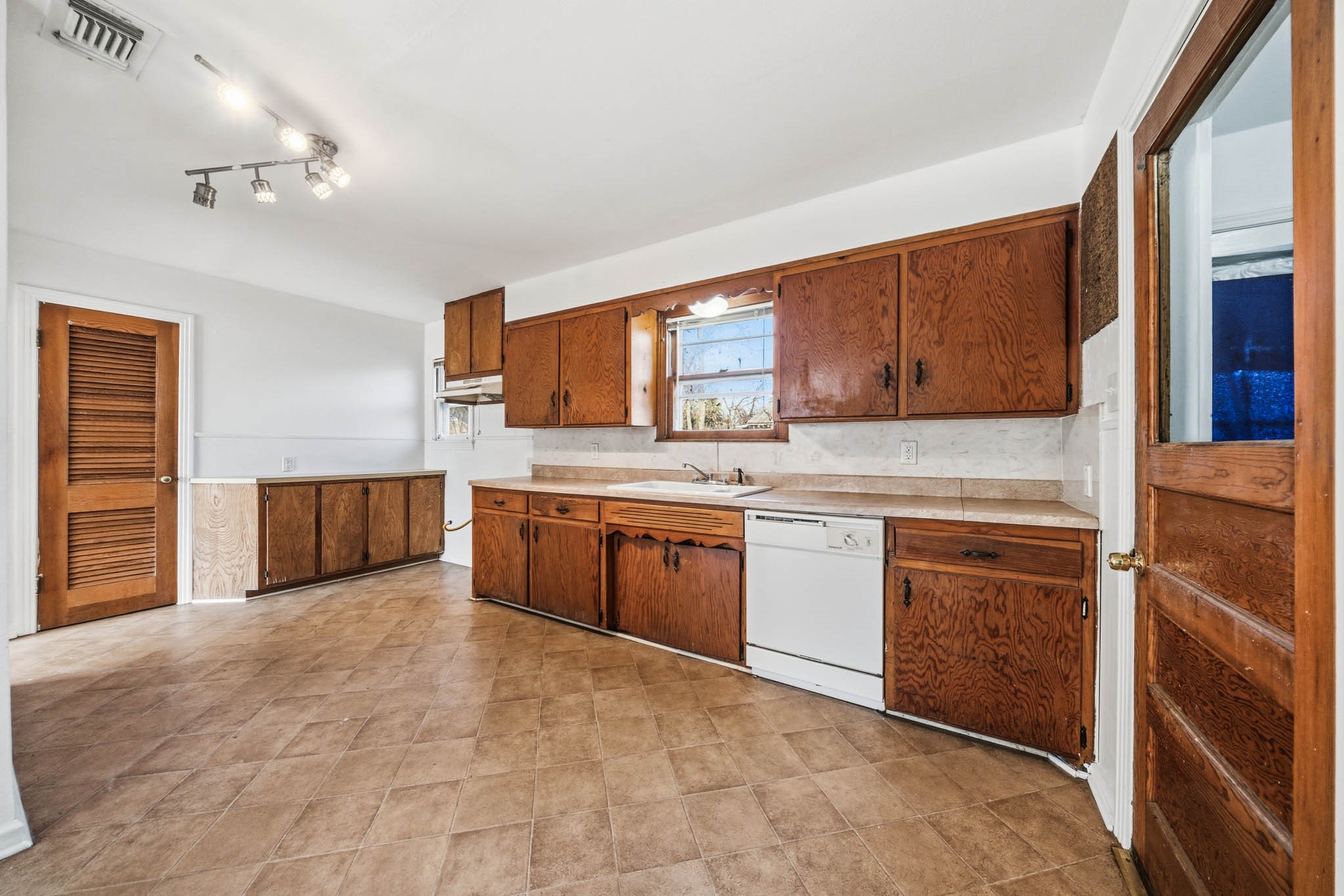 1205 W 10th Street Mcgregor TX 76657