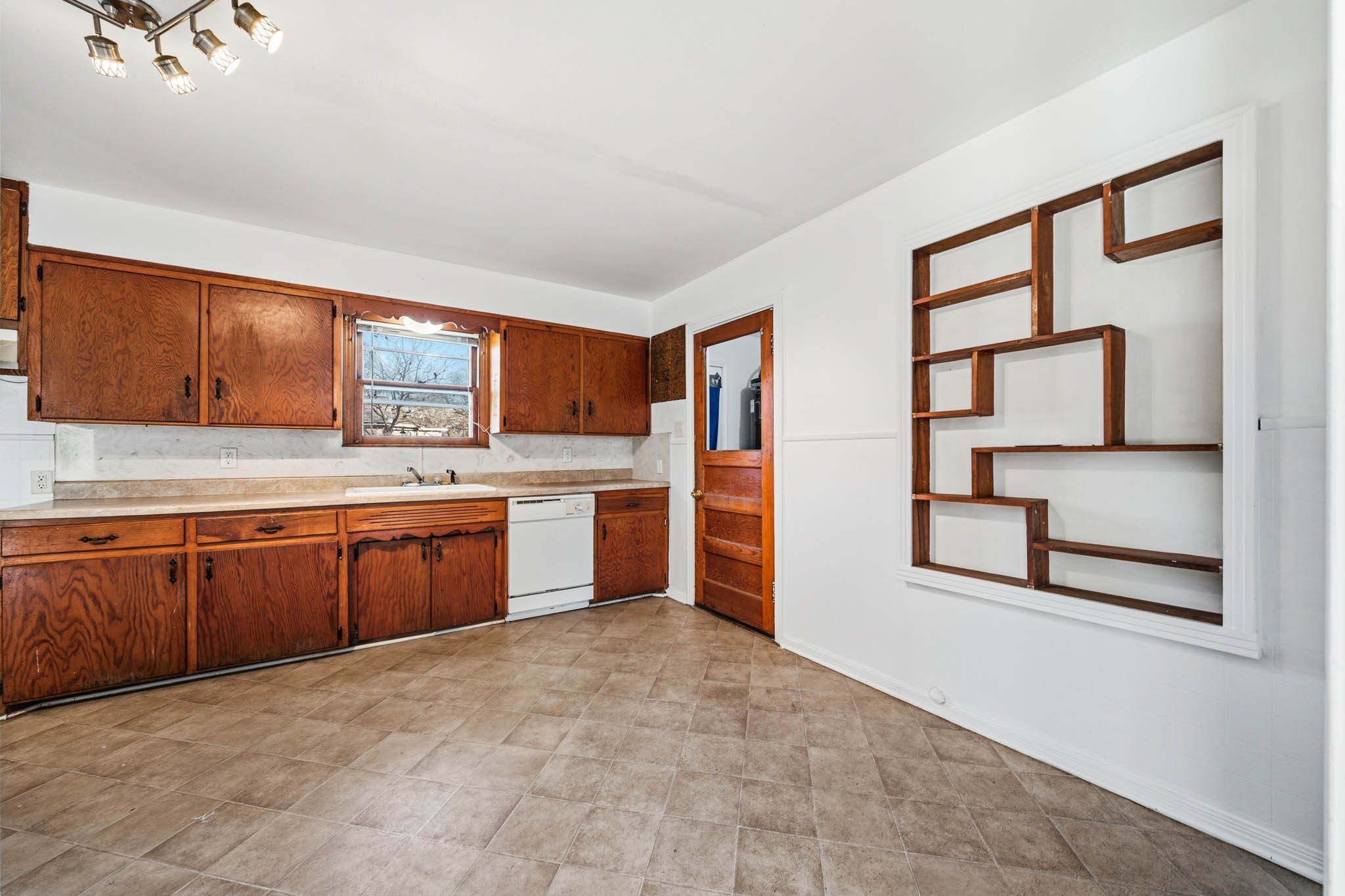 1205 W 10th Street Mcgregor TX 76657